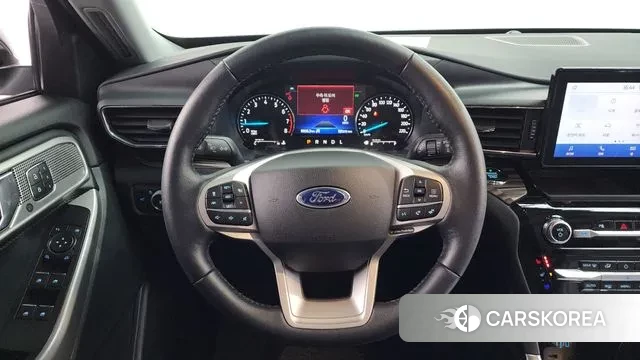 Ford Explorer 6th Generation 2021 Белый из Кореи, фото 4