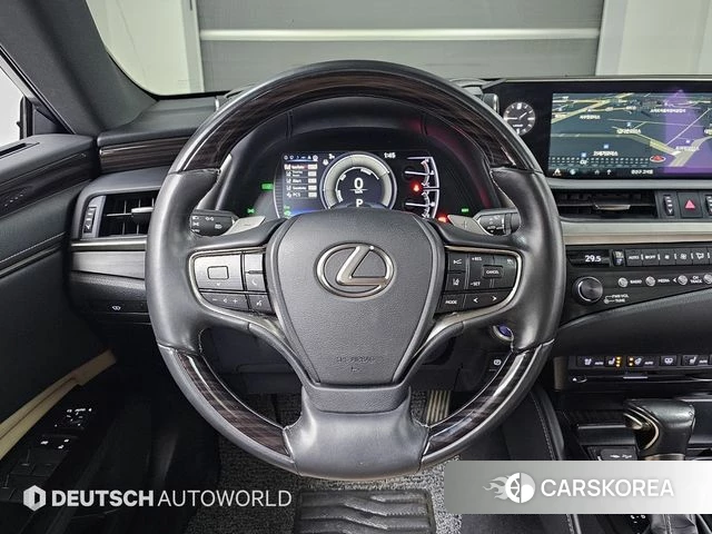 Lexus ES300h 7th generation 2019 Черный из Кореи, фото 4