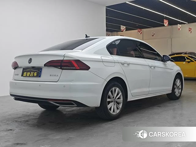 Volkswagen Bora 2021 Белый из Китая, фото 4