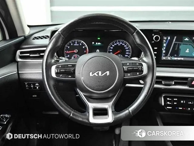 Kia K5 3rd generation 2022 Белый из Кореи, фото 4