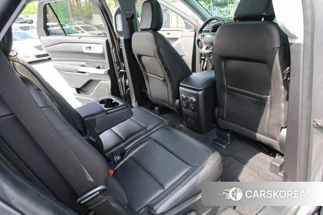 Ford Explorer 6th Generation 2022 Серый из Кореи, фото 4