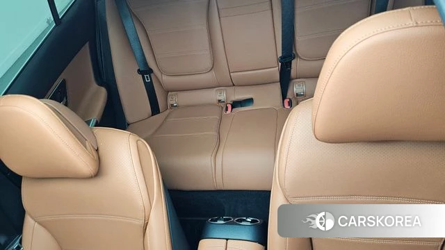 Mercedes-Benz C-Class W206 2023 Белый из Кореи, фото 4