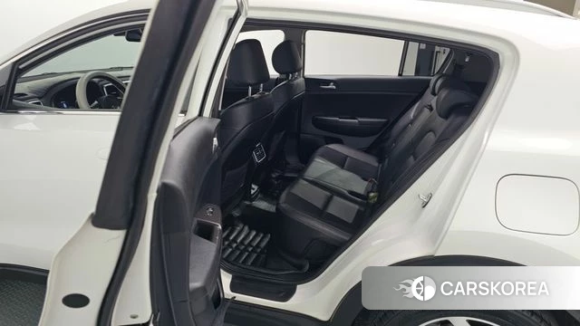 Kia Sportage The Bold 2018 Белый из Кореи, фото 4