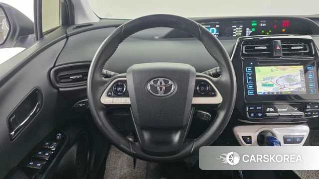 Toyota Prius 4th Generation 2018 Белый из Кореи, фото 4