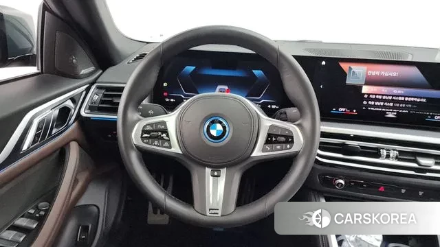 BMW i4 2022 Темно-зеленый из Кореи, фото 4