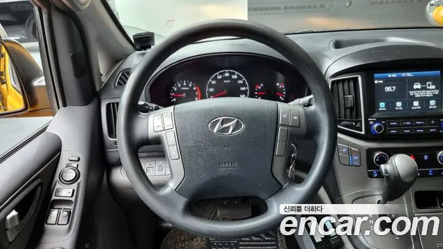 Hyundai The New Grand Starex 2021 Желтый из Кореи, фото 4