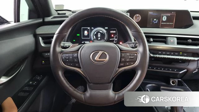 Lexus UX300e 2022 Серый из Кореи, фото 4