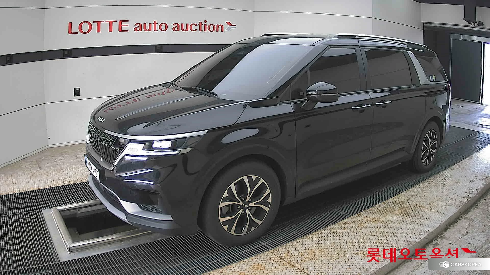 Kia Carnival 2023 Aurora Black Pearl из Кореи, фото 4