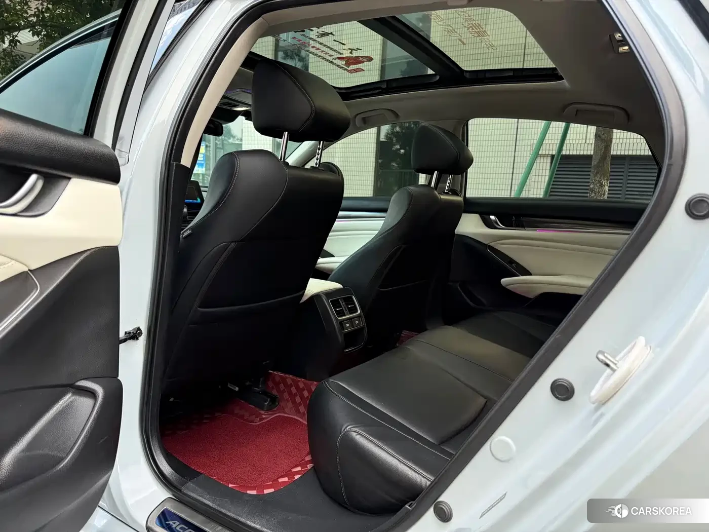Honda Accord 2022 Белый из Китая, фото 4