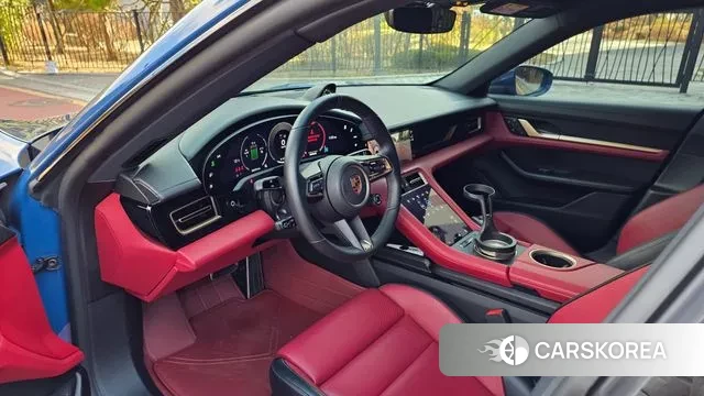 Porsche Taycan 2024 Синий из Кореи, фото 4