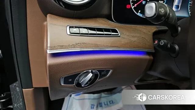 Mercedes-Benz E-Class W213 2019 Черный из Кореи, фото 4