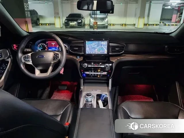 Ford Explorer 6th Generation 2022 Белый из Кореи, фото 4