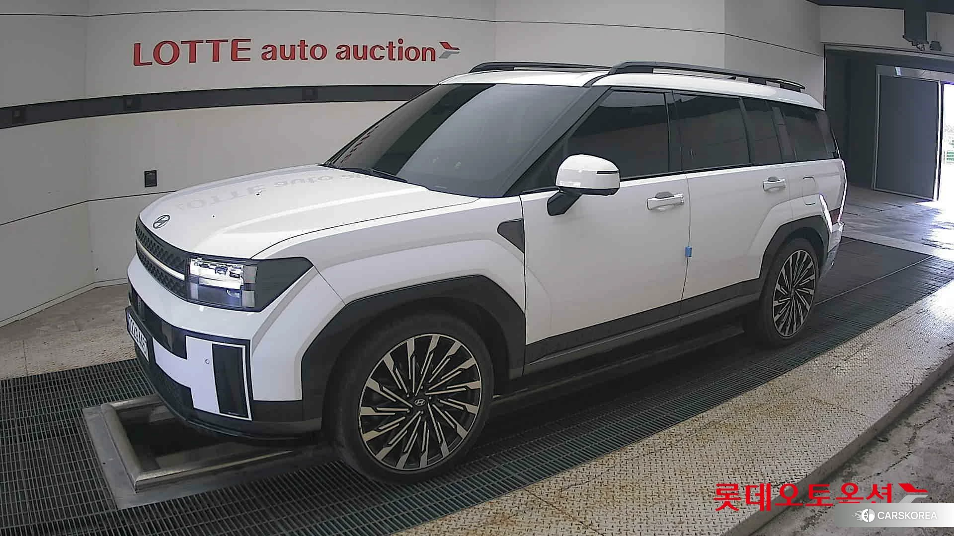 Hyundai Santa Fe 2024 Creamy White Pearl из Кореи, фото 4