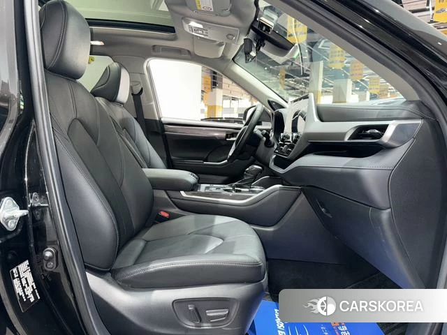 Toyota Highlander 2022 Черный из Китая, фото 4