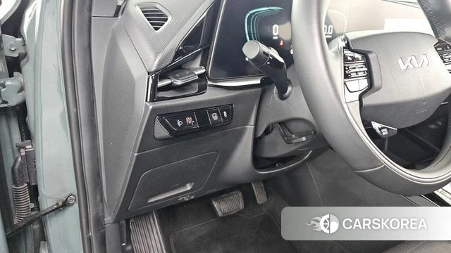 Kia Di Ol Nu Niro 2023 Зеленый из Кореи, фото 4
