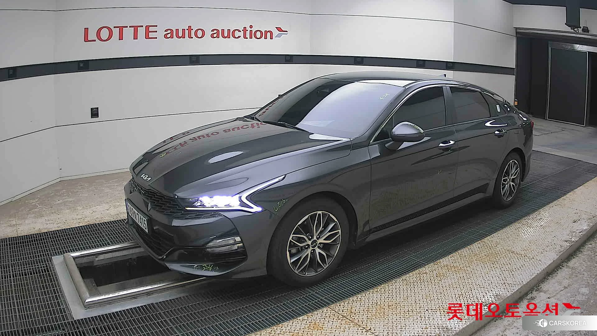 Kia K5 2022 Interstellagray из Кореи, фото 4