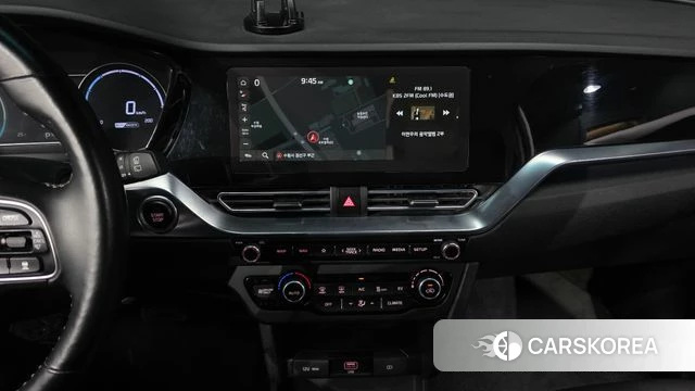 Kia Niro Plus 2022 Белый из Кореи, фото 4