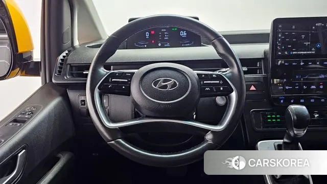 Hyundai Staria 2021 Желтый из Кореи, фото 4
