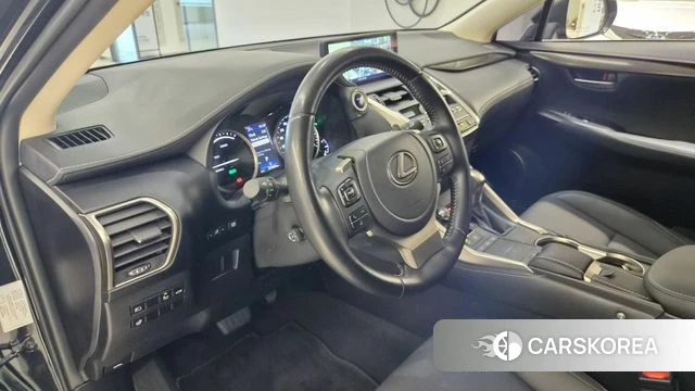 Lexus NX300h 2021 Черный из Кореи, фото 4