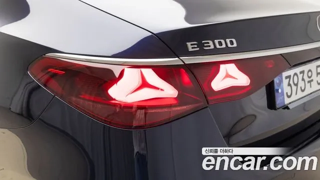 Mercedes-Benz E-Class W214 2024 Синий из Кореи, фото 4