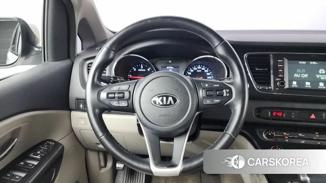 Kia The New Carnival 2018 Белый из Кореи, фото 4
