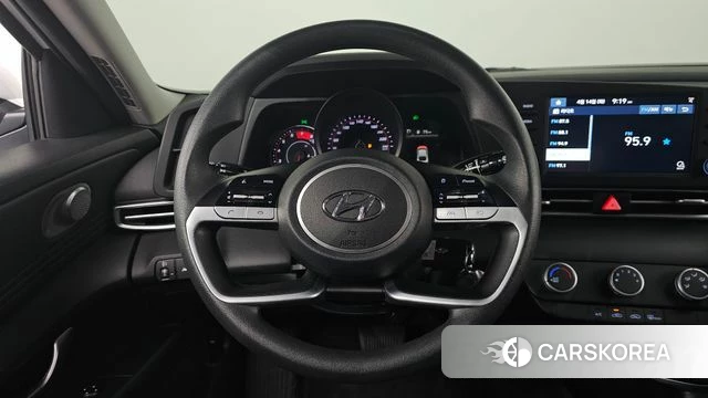 Hyundai Avante (CN7) 2022 Белый из Кореи, фото 4