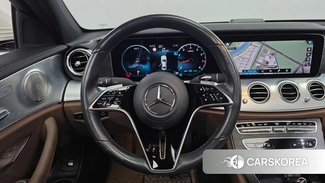 Mercedes-Benz E-Class W213 2021 Белый из Кореи, фото 4