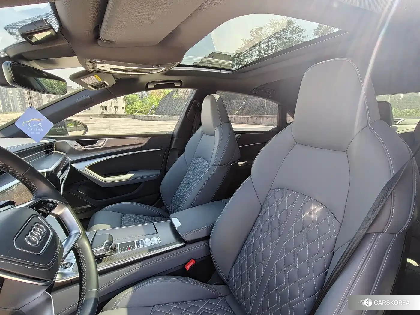 Audi A7L 2026 Silver/gray из Китая, фото 4