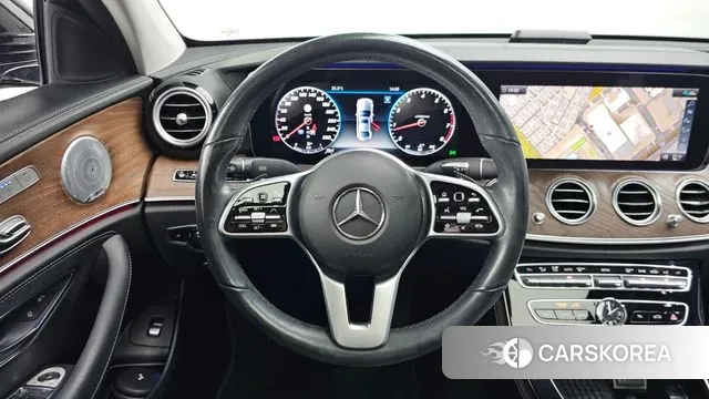 Mercedes-Benz E-Class W213 2020 Черный из Кореи, фото 4