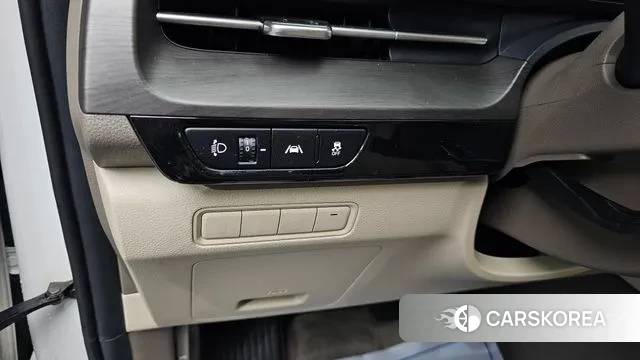 Kia Carnival 4th generation 2022 Белый из Кореи, фото 4