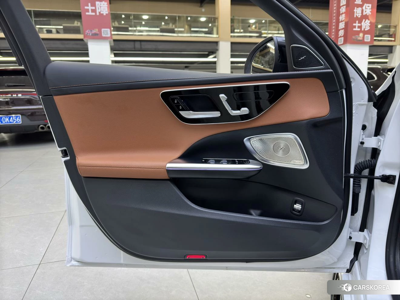 Mercedes-Benz Class C 2022 Белый из Китая, фото 4