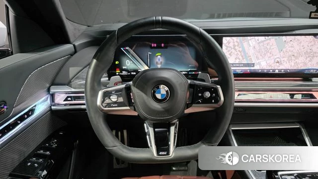 BMW 7 Series (G70) 2023 Небесно-голубой из Кореи, фото 4