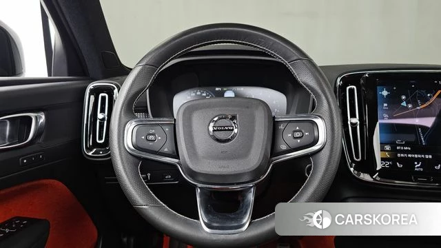 Volvo XC40 2021 Белый из Кореи, фото 4
