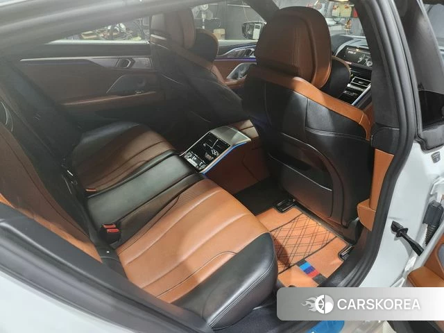BMW 8 Series (G15) 2021 Белый из Кореи, фото 5