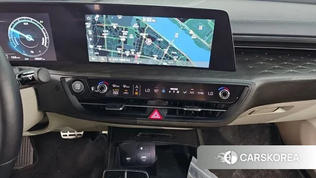 Kia K8 Hybrid 2023 Белый из Кореи, фото 5