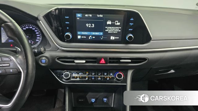 Hyundai Sonata (DN8) 2020 Серебристо-серый из Кореи, фото 5