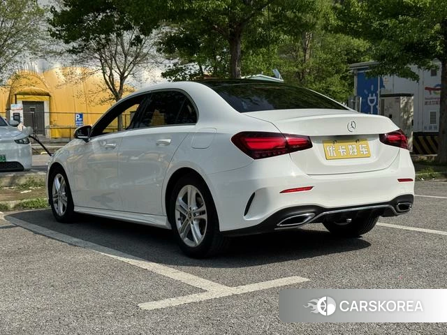 Mercedes-Benz Class A 2023 Белый из Китая, фото 5