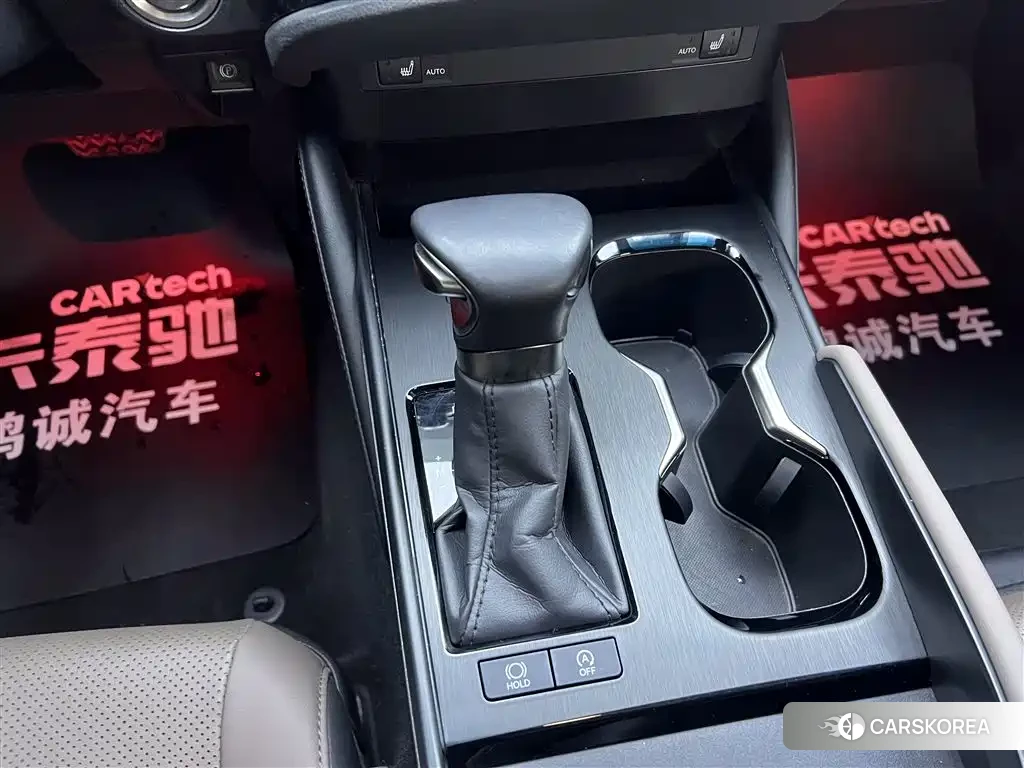 Lexus ES 2024 Белый из Китая, фото 5