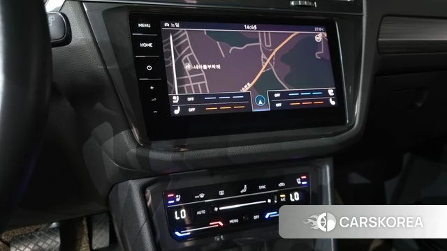 Volkswagen Tiguan Allspace 2023 Белый из Кореи, фото 5