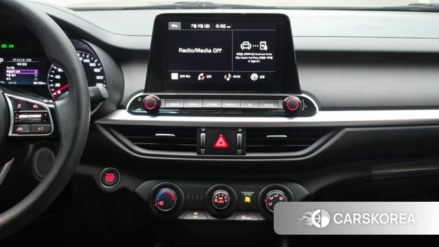 Kia The New K3 2nd generation 2023 Белый из Кореи, фото 5