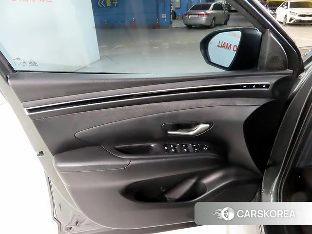 Hyundai Tucson (NX4) 2022 Серый из Кореи, фото 5