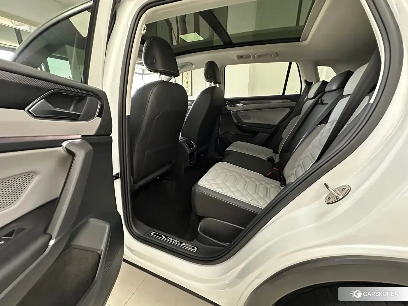 Volkswagen Tayron 2023 Белый из Китая, фото 5