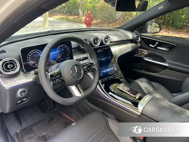 Mercedes-Benz Class C 2025 Белый из Китая, фото 5