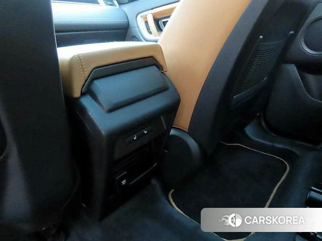 Land Rover Discovery Sports 2019 Черный из Кореи, фото 5