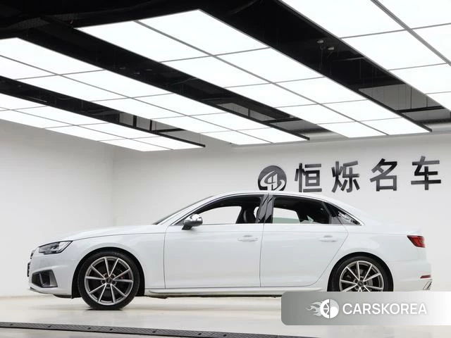 Audi S4 2019 Белый из Китая, фото 5