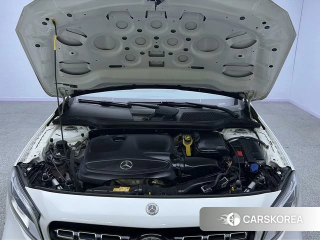 Mercedes-Benz GLA 2018 Белый из Китая, фото 5