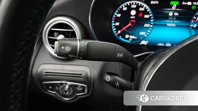 Mercedes-Benz GLC-Class X253 2021 Черный из Кореи, фото 5
