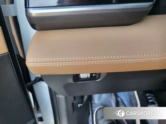 Renault Korea (Samsung) Grand Coleos 2024 Жемчужный цвет из Кореи, фото 5