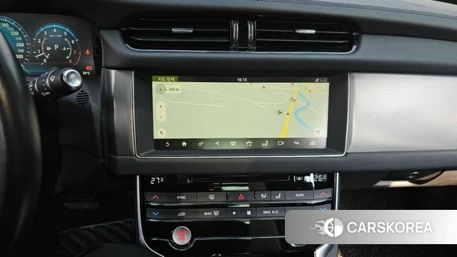 Jaguar XF (X260) 2018 Белый из Кореи, фото 5