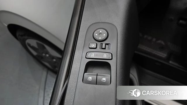 Hyundai Staria 2025 Белый из Кореи, фото 5